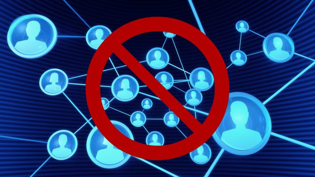 Visual representation of a prohibited network to highlight the dangers of using Private Blog Networks (PBN). Avoid low-quality PBNs for link building.